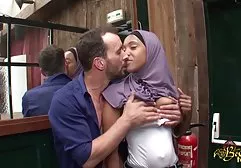 Długowłosy błękitnooka filmy o seksie darmowe piękność