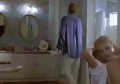Niki słońce w różowej darmowe filmy z cipkami sukience i majtki